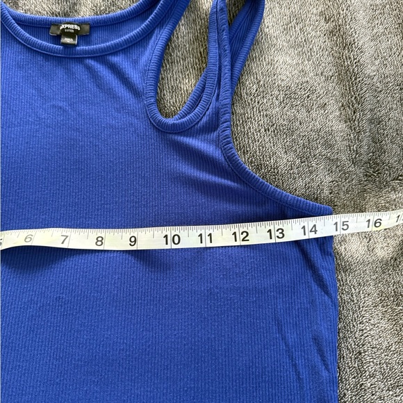 Express Ribbed High Neck Cutout
Tank - Picture 2 of 5